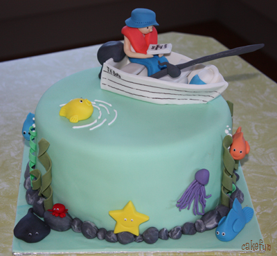 Fish Birthday Cake on Ocean Fishing Cake And Cupcakes    Cake Fun